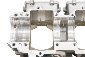 Polaris - 16 Polaris SKS LE 800 Crankcase Center Crank Case 155" - Image 9