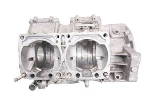 Arctic Cat - 12 Arctic Cat F800 Sno Pro Crankcase Center Crank Case - Image 5