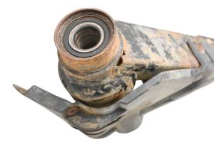 Bombardier - 06 Can-Am Outlander 800 4x4 XT Rear Right Spindle Swingarm Bombardier - Image 4