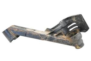 Bombardier - 06 Can-Am Outlander 800 4x4 XT Rear Left Spindle Swingarm Bombardier - Image 1