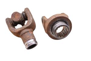 Yamaha - 17 Yamaha YXZ1000R Drive Shaft Yokes - Image 3