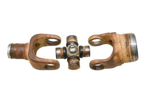Yamaha - 16 Yamaha YXZ1000R Front Drive Shaft Yokes - Image 1