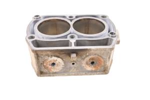 16 Polaris Ranger 800 6x6 Cylinder