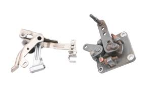 09 Kubota RTV1100CW Governor Levers