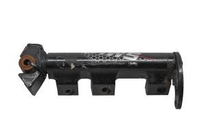 Arctic Cat - 04 Arctic Cat T660 Turbo Front Left Spindle Knuckle - Image 1