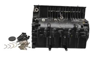 04 Sea-Doo RXP 215 Crankcase Center Crank Case & Cylinders
