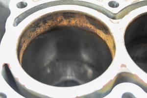 Sea-Doo - 18 Sea-Doo Spark Trixx 900 HO ACE Crankcase Center Crank Case & Cylinders For Parts - Image 7