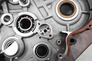 Polaris - 08 Polaris Outlaw 525 IRS Crankcase Center Crank Case - Image 6