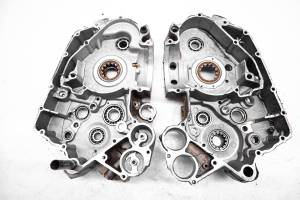 Polaris - 08 Polaris Outlaw 525 IRS Crankcase Center Crank Case - Image 5