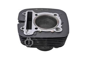 96 Yamaha Warrior 350 2x4 Cylinder YFM350X For Parts