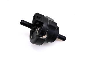 16 BMW F700GS Fuel Tank Breather Valve