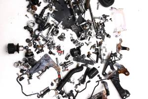 Kawasaki - 09 Kawasaki Versys 650 Hardware Set Nuts & Bolts KLE650 - Image 3