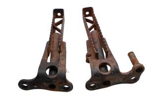 Yamaha - 89 Yamaha Moto-4 200 2x4 Foot Pegs Left & Right YFM200 - Image 2