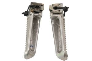 Yamaha - 15 Yamaha YZF R3 Rear Foot Pegs - Image 3