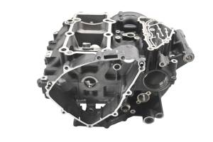 Yamaha - 16 Yamaha YFZ-R3 Crankcase Center Crank Case - Image 1