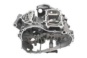 Yamaha - 16 Yamaha YFZ-R3 Crankcase Center Crank Case - Image 4