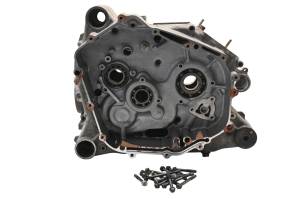 04 Suzuki Ozark 250 2x4 Crankcase Center Crank Case LTF250