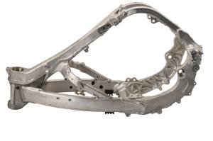 Yamaha - 25 Yamaha YZ450F Frame - Image 3