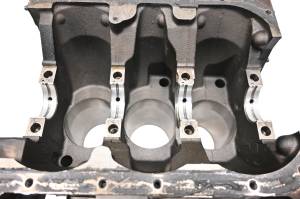 John Deere - 19 John Deere Gator XUV835E Crankcase Center Crank Case & Cylinders - Image 8