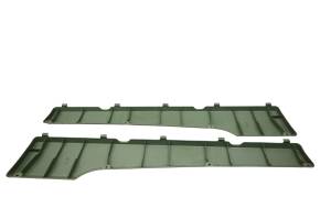 John Deere - 19 John Deere Gator XUV835E Cargo Box Side Covers Left & Right - Image 3