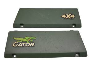 John Deere - 19 John Deere Gator XUV835E Tailgate Covers Left & Right - Image 1