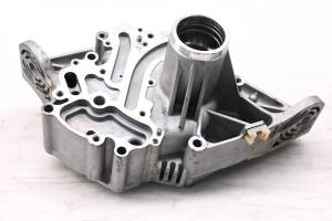 Yamaha - 06 Yamaha Waverunner FX1000 Oil Pump Output Cover - Image 3