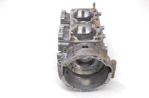 Arctic Cat - 02 Arctic Cat ZR 600 EFI Cross Country Crankcase Center Crank Case - Image 2