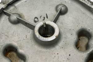 Cub Cadet - 09 Cub Cadet Volunteer 750 4x4 EFI Crankcase Cover Tracker 46E - Image 9