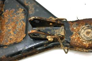 Cub Cadet - 09 Cub Cadet Volunteer 750 4x4 EFI Front Upper Right A-Arm Tracker 46E - Image 4