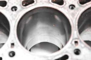 Bobcat - 14 Bobcat 3400 Diesel 4x4 Crankcase Center Crank Case & Cylinders - Image 9