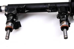 BMW - 16 BMW F700GS Fuel Rail & Injectors - Image 3