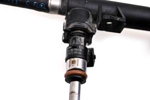 BMW - 16 BMW F700GS Fuel Rail & Injectors - Image 4