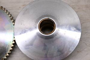 Vespa - 16 Vespa Primavera 50 Primary Drive Clutch - Image 3