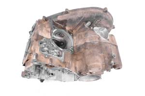 04 Suzuki Twin Peaks 700 4x4 Crankcase Center Crank Case LTV700F