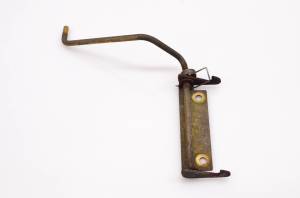 Arctic Cat - 00 Arctic Cat 500 4x4 Seat Latch - Image 3