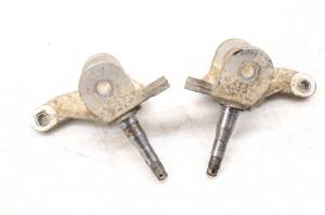 Arctic Cat - 06 Arctic Cat DVX250 2x4 Front Spindles Knuckles Left & Right - Image 2