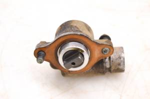 Arctic Cat - 00 Arctic Cat 300 4x4 Speedometer Gear Housing - Image 2