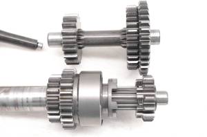 Arctic Cat - 05 Arctic Cat 650 V-Twin 4x4 Transmission Shafts Gears Fork - Image 2