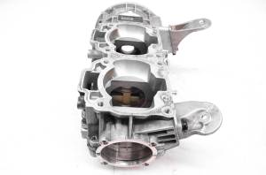 Ski-Doo - 18 Ski-Doo Renegade Enduro 600 HO Crankcase Center Crank Case 137" - Image 2
