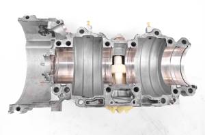 Ski-Doo - 18 Ski-Doo Renegade Enduro 600 HO Crankcase Center Crank Case 137" - Image 9