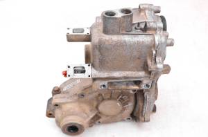 01 Polaris Magnum 500 4x4 Transmission Gear Case Housing