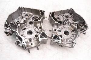 Suzuki - 05 Suzuki SV650 Crankcase Center Crank Case - Image 5