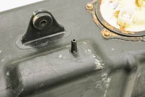 Kawasaki - 13 Kawasaki Mule 4010 Diesel 4x4 Fuel Tank & Pump KAF950 - Image 2