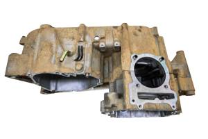 Kawasaki - 13 Kawasaki Brute Force 300 2x4 Crankcase Center Crank Case KVF300 - Image 2