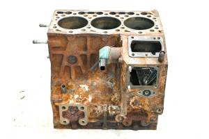 Kubota - 10 Kubota RTV1100CR9 Crankcase Center Crank Case & Cylinders - Image 5