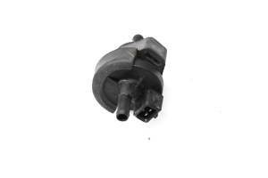 BMW - 10 BMW F800GS ABS Fuel Tank Breather Valve - Image 1