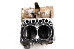 Polaris - 02 Polaris Sportsman 700 4x4 Crankcase Center Crank Case - Image 4