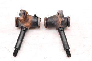 87 Yamaha Moto-4 80 Front Spindles Knuckles Left & Right YFM80T