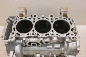 Yamaha - 19 Yamaha YXZ1000R SS Crankcase Center Crank Case & Cylinders - Image 5