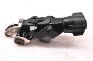 Ski-Doo - 16 Ski-Doo Renegade X 600 HO E-Tec Front Right Runner Adjuster Support - Image 2